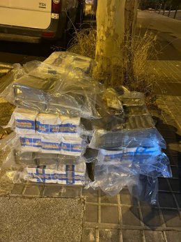Dos detenidos por llevar 87 kilos de hachís en el coche en el barrio barcelonés de Gràcia