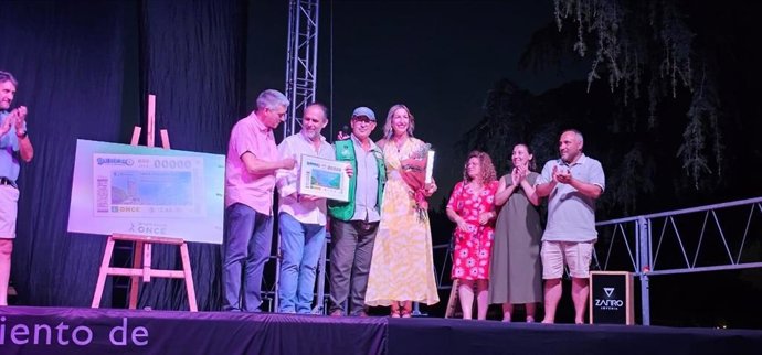 Presentación del cupón de la ONCE dedicado a la fiesta de San Buenaventura en Moraleja (Cáceres)