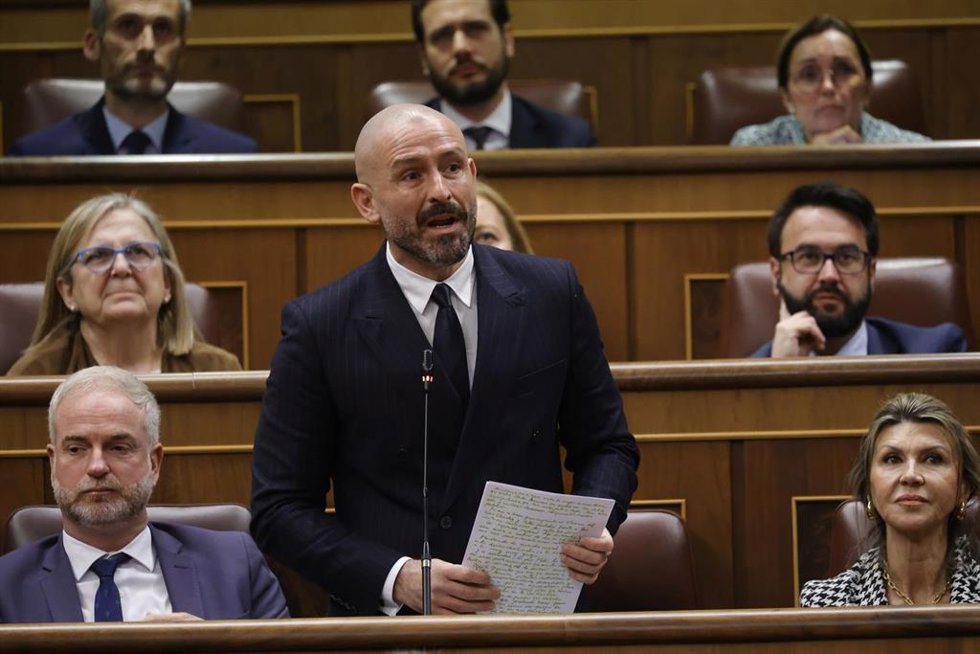 Archivo - El diputado del PP Jaime Miguel de los Santos interviene durante  una sesión de control al Gobierno en el Congreso de los Diputados, a 26 de febrero de 2025, en Madrid (España). El Gobierno hace frente a una nueva sesión de control en el Congr