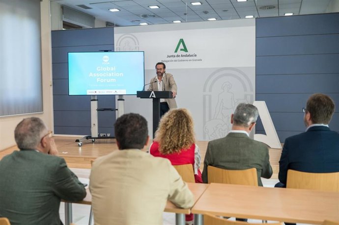 El delegado del Gobierno andaluz en Granada, Antonio Granados, durante la presentación del ICCA Global Association Forum