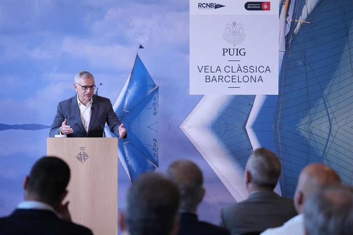 El presidente ejecutivo de Puig, Marc Puig, durante la presentación de la XVIII edición de la regata Puig Vela Clàssica, en el Ayuntamiento de Barcelona, a 7 de julio de 2025, en Barcelona, Catalunya (España)