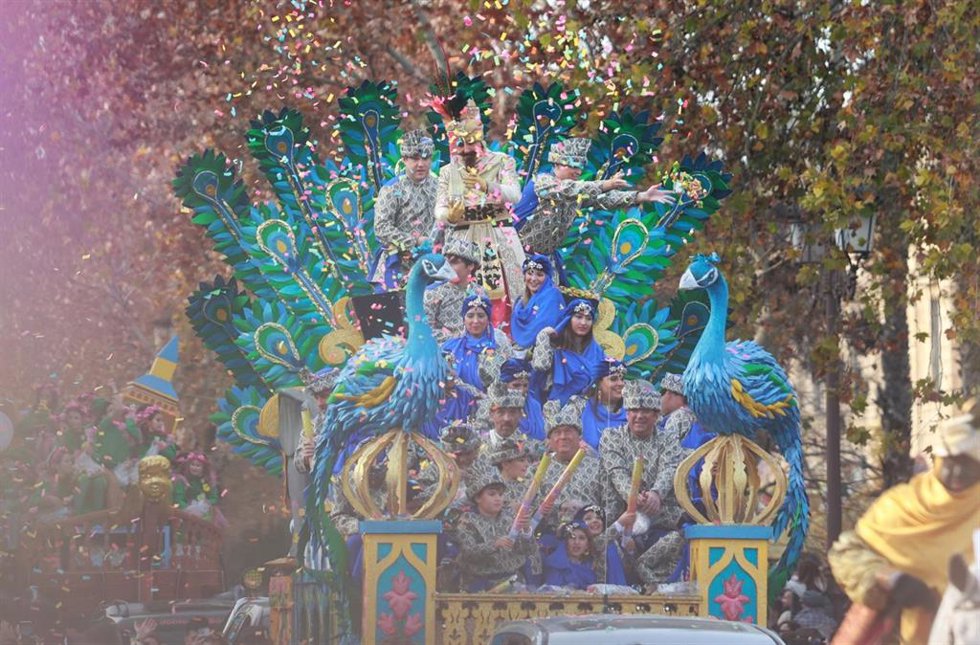 Archivo - La carroza del Gran Visir durante la Cabalgata de Reyes Magos de Sevilla. 