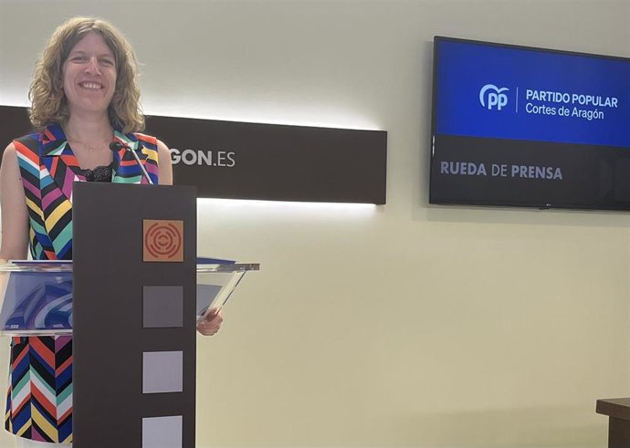 La Portavoz De Bienestar Social Y Familia Del PP En Las Cortes, Silvia Casas,  Este Lunes En La Sala De Prensa De Las Cortes