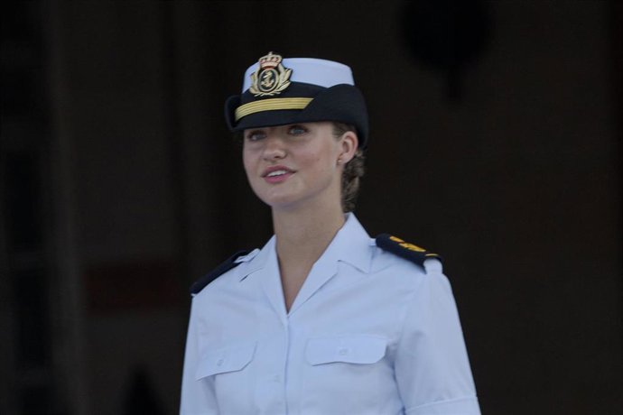 Archivo - La Princesa Leonor a su llegada a la Escuela Naval de Marín, a 29 de agosto de 2024, en Marín, Pontevedra, Galicia (España). La princesa de Asturias, Leonor de Borbón y Ortiz, ingresa en la Escuela Naval Militar de Marín (Pontevedra), como ya hi
