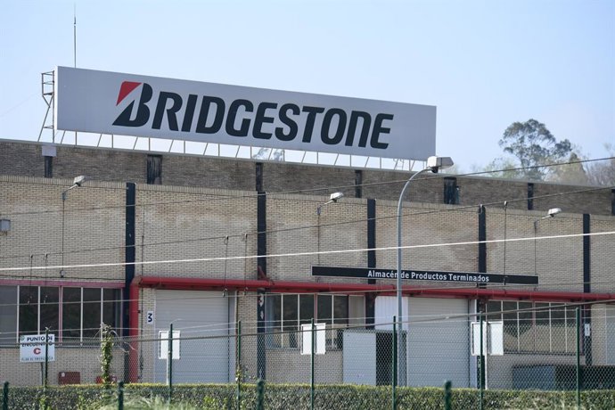 Archivo - Exterior de la fábrica de Bridgestone