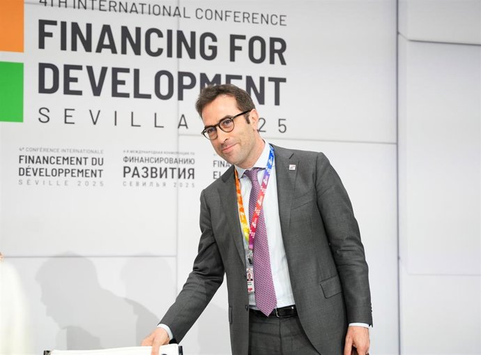 El ministro de Economía, Comercio y Empresa, Carlos Cuerpo, durante una mesa redonda en la Cumbre de la ONU. A 03 de julio de 2025, en Sevilla (Andalucía, España).