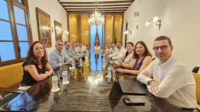 Imagen de la reunión del consejo de dirección de la UA celebrada en Orihuela (Alicante)