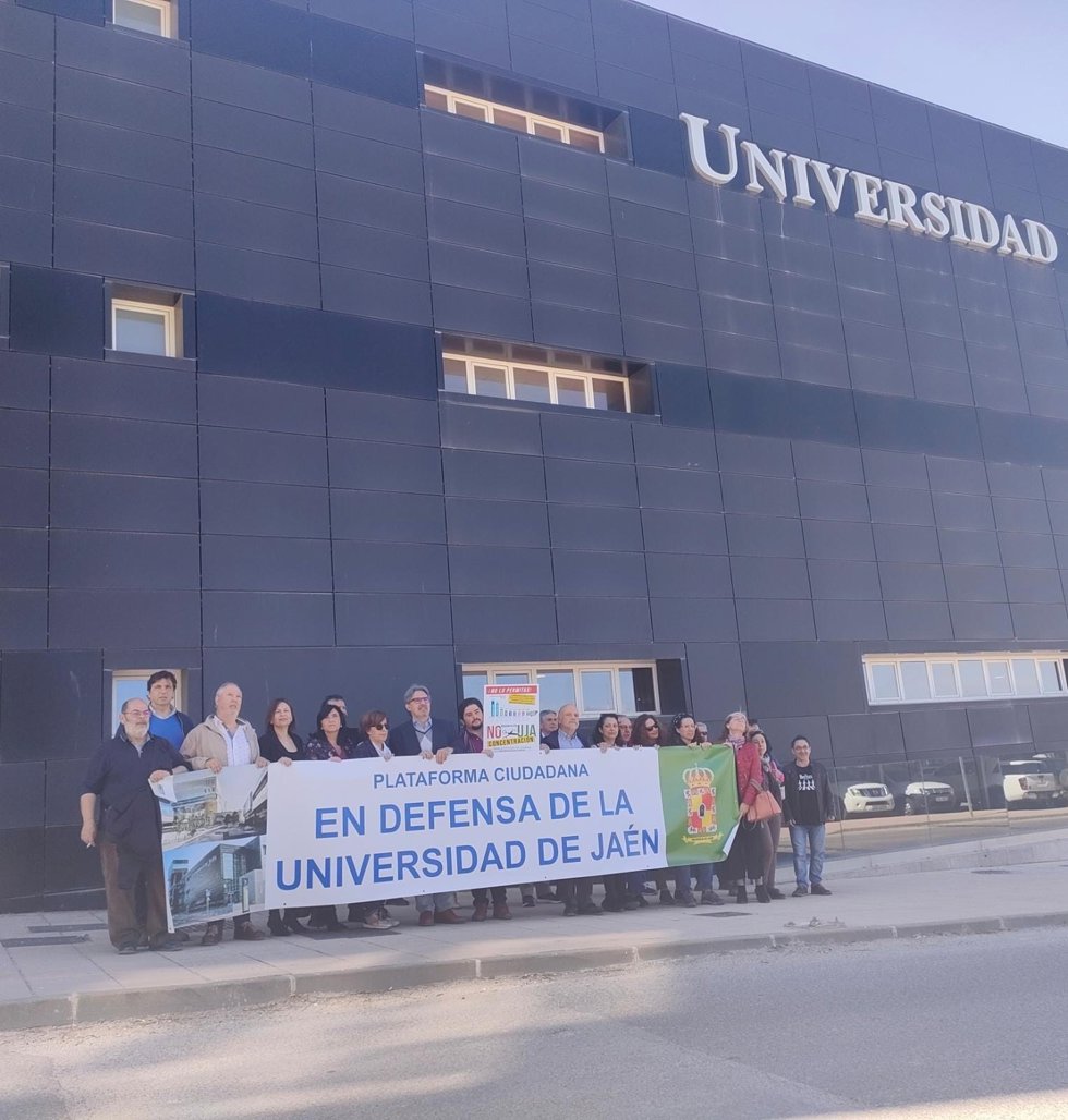 Archivo - Concentración de la Plataforma en Defensa de la UJA/Archivo