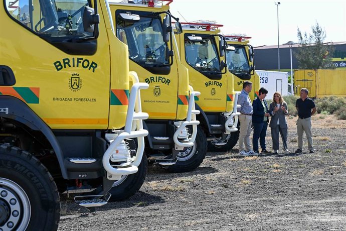 Nuevas autobombas forestales adquiridas por el Cabildo de Tenerife para el operativo anti incendios