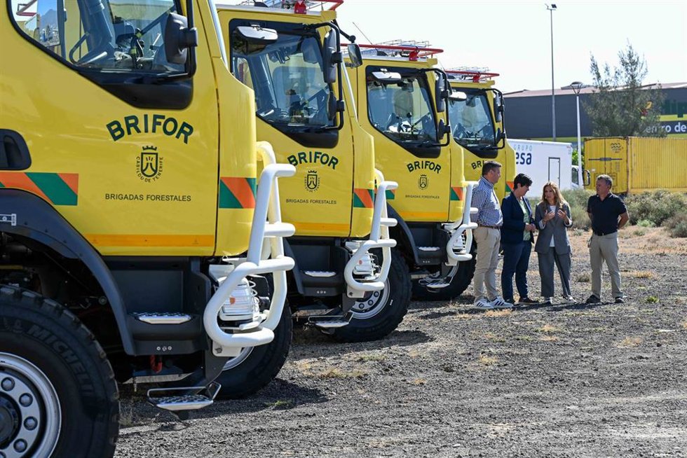 Nuevas autobombas forestales adquiridas por el Cabildo de Tenerife para el operativo anti incendios
