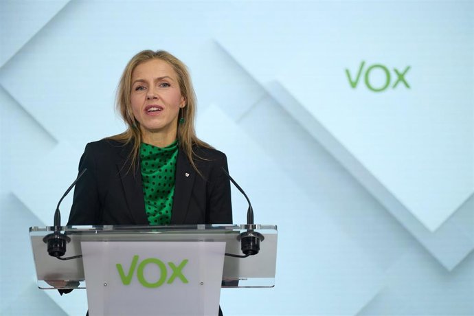 Archivo - La concejal de Vox en Sevilla, Cristina Peláez, durante una rueda de prensa, en foto de archivo.