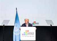 Guterres traslada al ministro de Exteriores de Irán la "importancia" de consolidar el alto el fuego con Israel