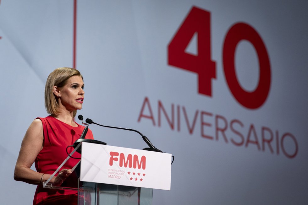 La alcaldesa de Alcalá de Henares, Judith Piquet, durante el 40 aniversario de la Federación de Municipios de Madrid (FMM), en los cines Callao, a 7 de julio de 2025, en Madrid (España).