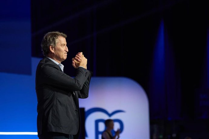 El presidente del PP, Alberto Núñez Feijóo, durante la segunda jornada del XXI Congreso Nacional del Partido Popular, a 6 de julio de 2025, en Madrid (España).