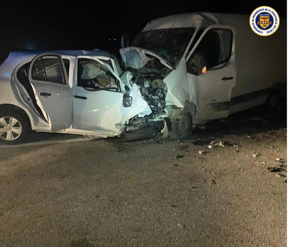 Vehículos implicados en el accidente de tráfico con tres muertos y un herido en Arcos de la Frontera (Cádiz)