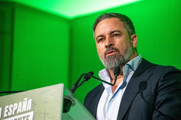 El líder de Vox, Santiago Abascal, interviene durante la presentación del programa económico y de vivienda de Vox, en el Auditorio Mutua Madrileña, a 29 de junio de 2025, en Madrid (España). Entre las iniciativas que Vox ha presentado se encuentra el reco