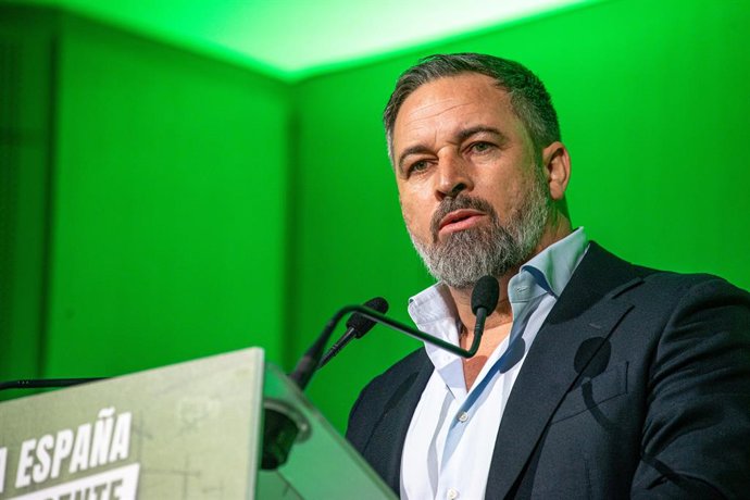 El líder de Vox, Santiago Abascal, interviene durante la presentación del programa económico y de vivienda de Vox, en el Auditorio Mutua Madrileña, a 29 de junio de 2025, en Madrid (España). Entre las iniciativas que Vox ha presentado se encuentra el reco