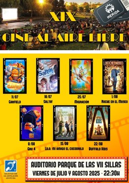 Cartel con la programación del cine de verano.