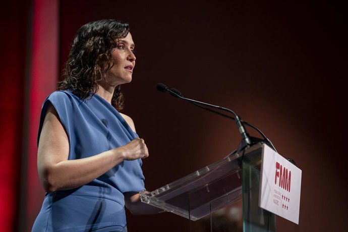 A Presidente da Comunidade de Madri, Isabel Díaz Ayuso, durante o 40º aniversário da Federação de Municípios de Madri (FMM), nos cinemas Callao, em 7 de julho de 2025, em Madri (Espanha).