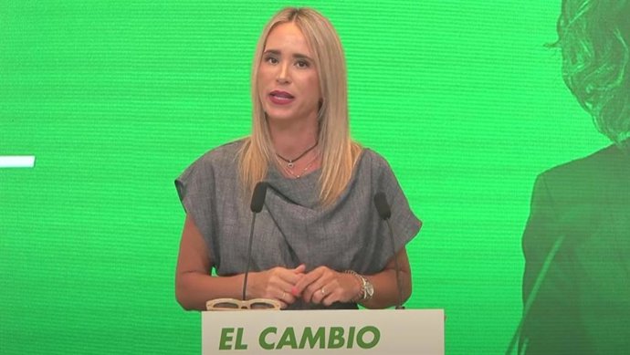 La secretaria de Educación del PSOE-A, Patricia Alba, en rueda de prensa.