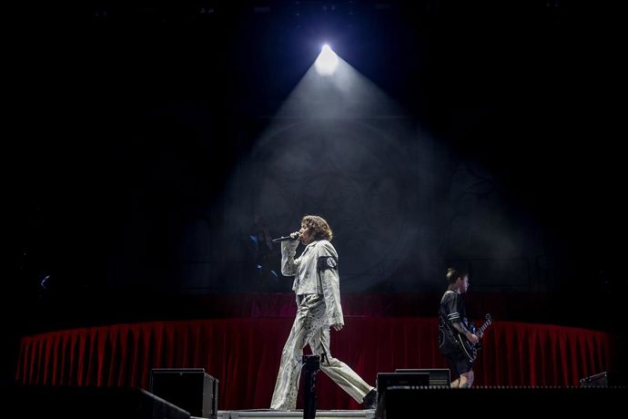 Archivo - El grupo Bring Me the Horizon actúa en el festival Mad Cool 2024