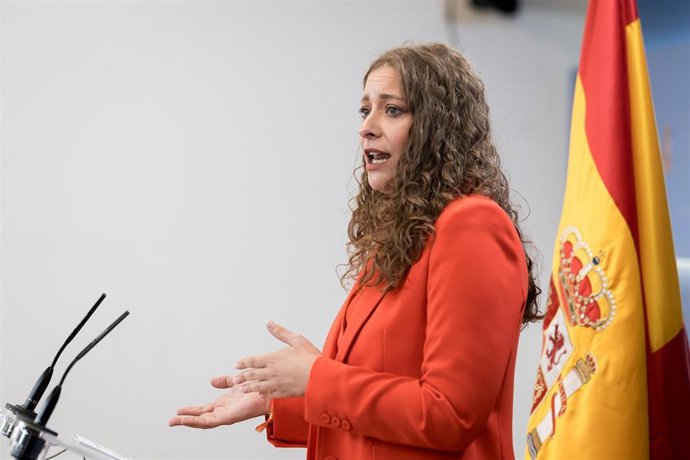 Primera rueda de prensa de la portavoz del PP en el Congreso, Ester Muñoz, en el Congreso de los Diputados, a 8 de julio de 2025, en Madrid (España).