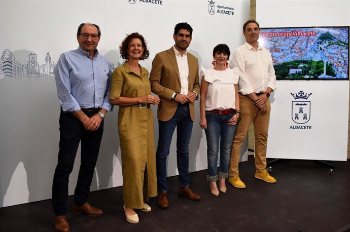 Rueda de prensa del Grupo Municipal Socialista en el Ayuntamiento de Albacete.