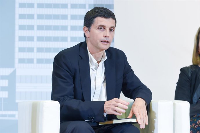 Archivo - El secretario de Estado de la Seguridad Social y Pensiones, Borja Suárez Corujo interviene en una mesa redonda durante la jornada 'IMV: una política más viva que nunca', en el Ministerio de Economía, a 26 de febrero de 2024, en Madrid (España). 