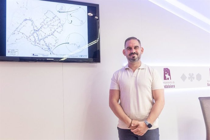 El concejal de Infraestructuras y cuarto teniente de alcalde en Guadalajara, Santiago López Pomeda.