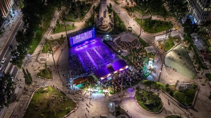 La Estival convertirá Plaza de España en un oasis cultural este verano con cine, espectáculos y propuestas gastronómicas