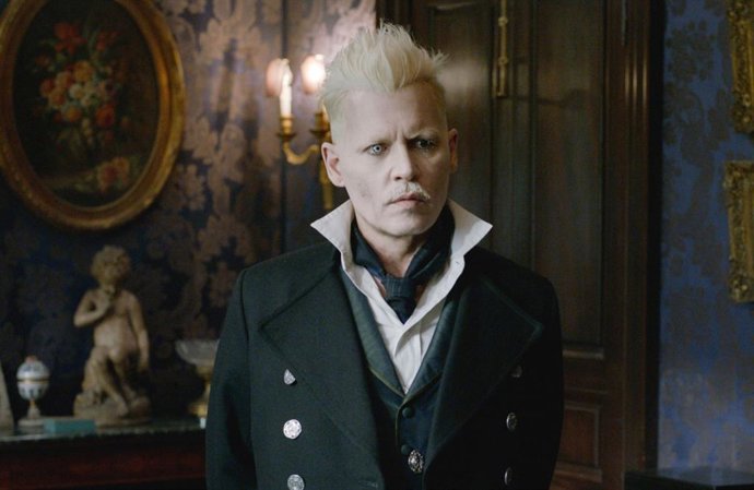 Johnny Depp estalla (con retardo) por su despido de Animales Fantásticos: "Que os jodan"