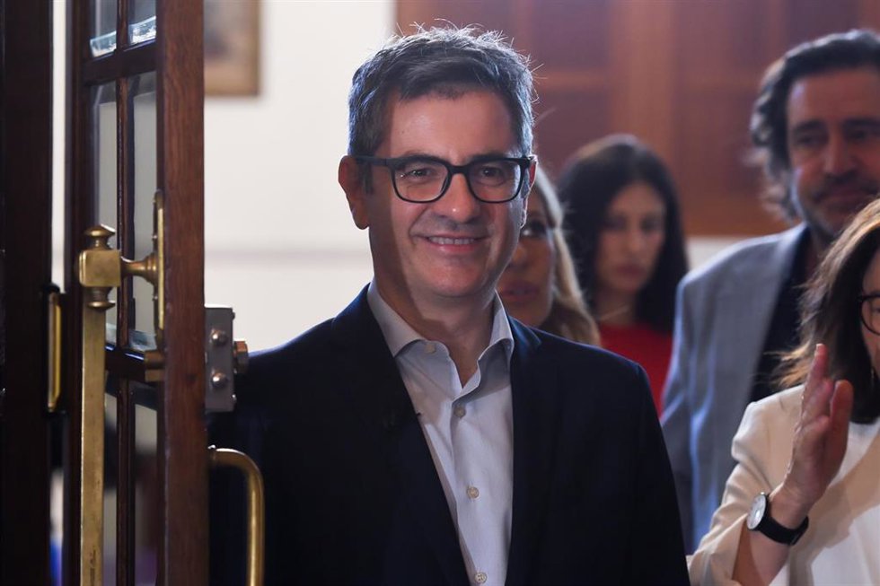 El ministro de la Presidencia, Justicia y Relaciones con las Cortes, Félix Bolaños, llega a 'Los Desayunos del Ateneo', en el Ateneo de Madrid, a 7 de julio de 2025, en Madrid (España).
