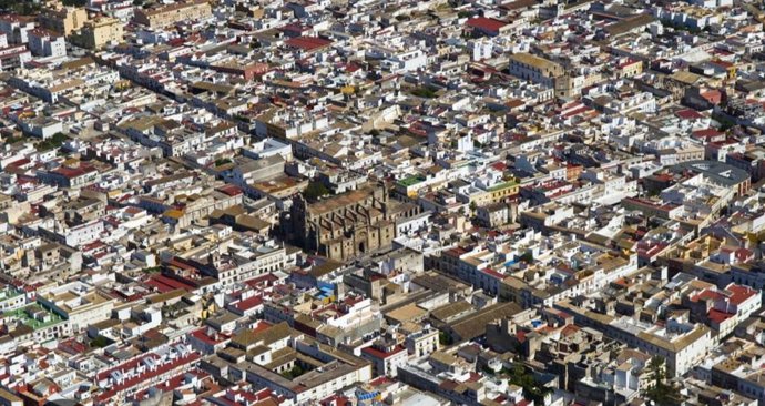 Archivo - Vista aérea del centro de El Puerto de Santa María (Cádiz)