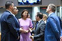 Bruselas ve "insuficiente" el acceso humanitario a Gaza pero deja en manos de los 27 decidir próximos pasos