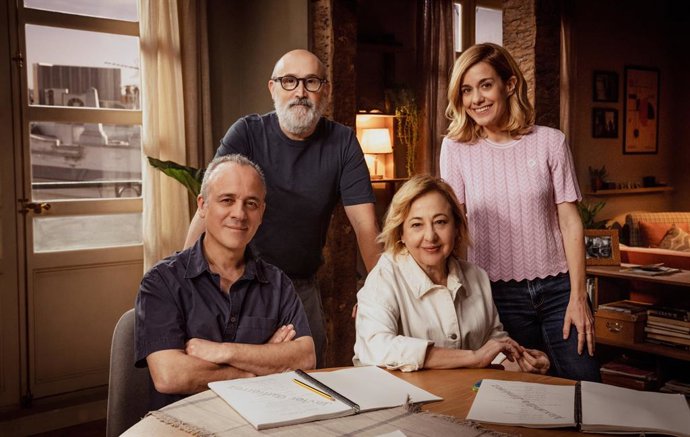 Carmen Machi, Javier Cámara, Javier Gutiérrez y Alexandra Jiménez protagonizan 53 domingos, que finaliza rodaje