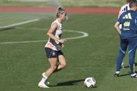 Athenea del Castillo: "Lo que destaca de esta selección es su autoexigencia"