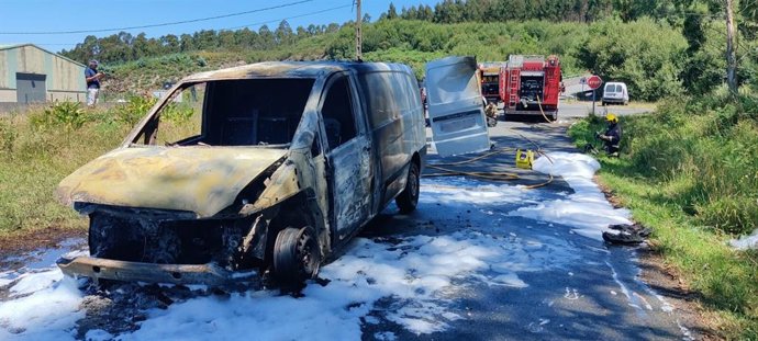 Incendio coche Cabanas (A Coruña)