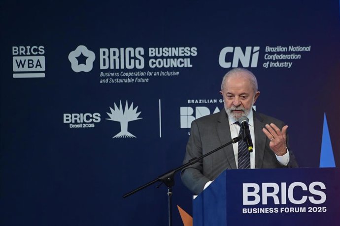 Luiz Inácio Lula da Silva, presidente de Brasil.