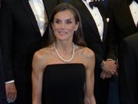 La reina Letizia, lección de estilo y sofisticación en los Premios de Periodismo de ABC