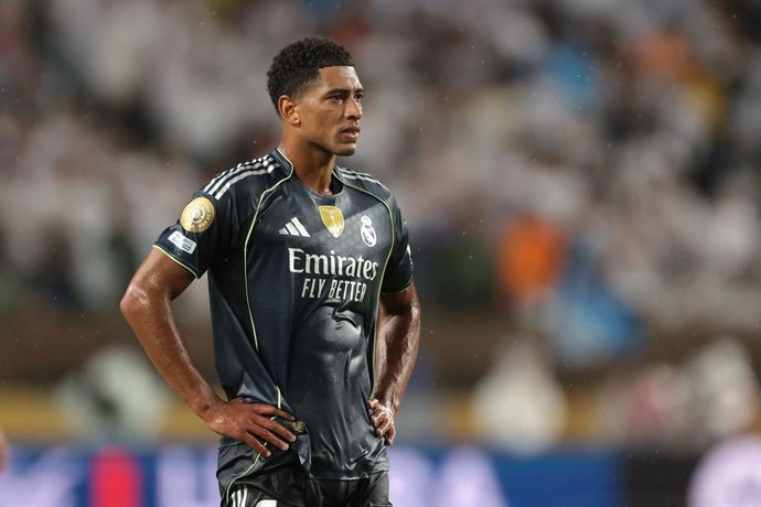 26 June 2025, US, Philadelphia: Real Madrid's Jude Bellingham looks on during the FIFA Club World Cup match between FC Salzburg vs Real Madrid  at Lincoln Financial Field. Photo: Jonathan Moscrop/CSM via ZUMA Press Wire/dpa