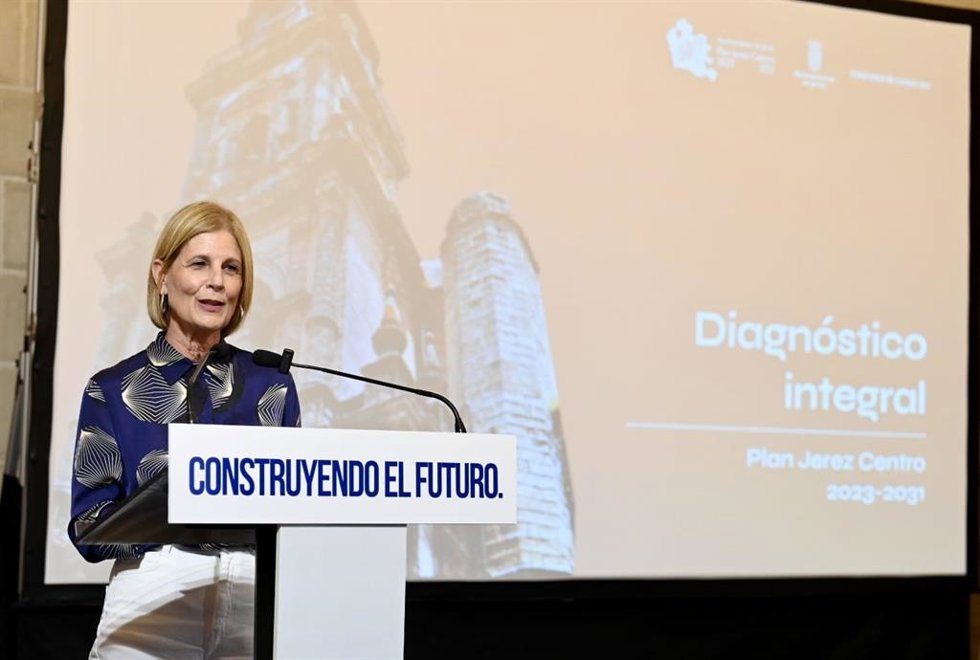 La alcaldesa de Jerez de la Frontera, María José García-Pelayo, en su intervención en la presentación del Diagnóstico del Plan Jerez Centro 2023-2031.