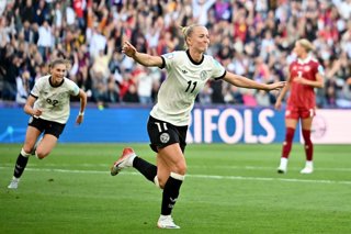 08 July 2025, Switzerland, Basel: Germany's Lea Schueller celebrates scoring her side's second goal during the UEFA Women's Euro 2025 Group C soccer match between Germany and Denmark at St. Jakob-Park. Photo: Sebastian Christoph Gollnow/dpa