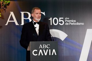 El Rey defiende un periodismo veraz y crítico en la 105ª edición de los Premios de ABC 'Mariano de Cavia', 'Luca de Tena' y 'Mingote'.