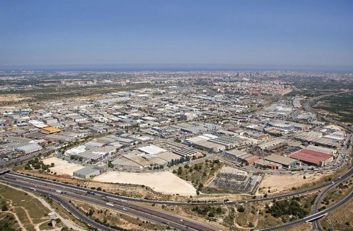 Archivo - Polígono industrial en Paterna (Valencia)