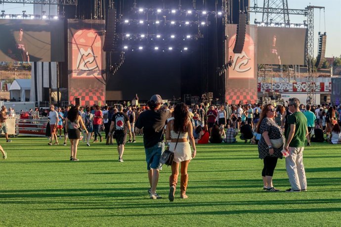 Archivo - Ambiente durante el último día del festival Mad Cool 2024, a 13 de julio de 2024, en Madrid (España).