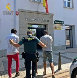 Detenidos en Villalba de los Barros