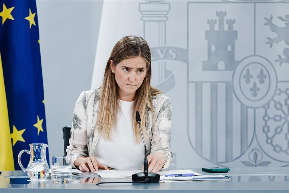 La vicepresidenta tercera y ministra para la Transición Ecológica y el Reto Demográfico, Sara Aagesen, durante una rueda de prensa tras el Consejo de Ministros, en el Palacio de la Moncloa, a 17 de junio de 2025, en Madrid (España). Durante la rueda, Aa