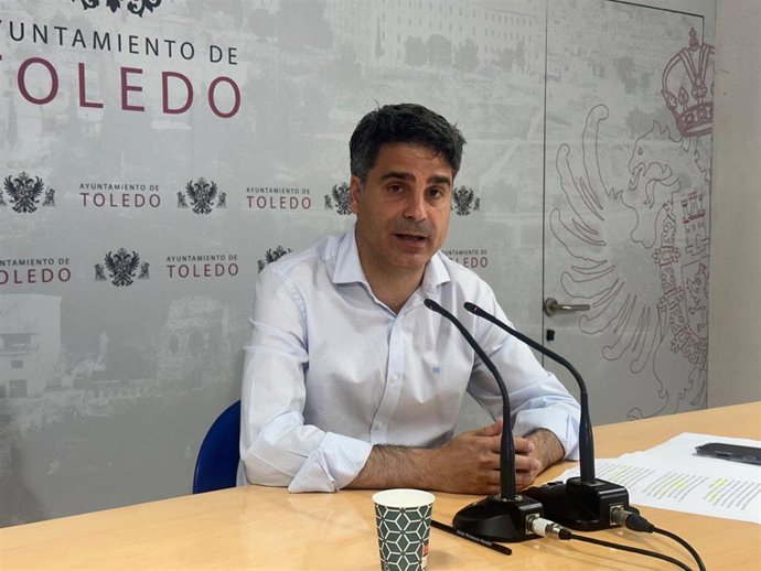 El portavoz municipal, Juan José Alcalde, en rueda de prensa.