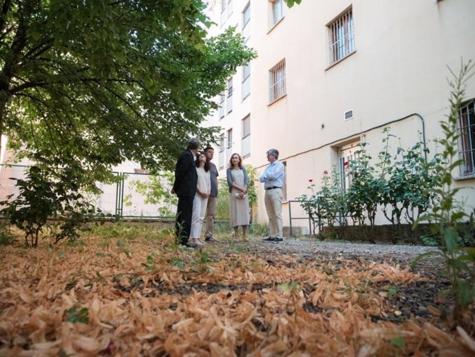 La consejera de Salud y Políticas Sociales, María Martín, presentan el proyecto de obra del Centro ‘ConectaSuic’, espacio pionero en la prevención integral de la conducta suicida en La Rioja