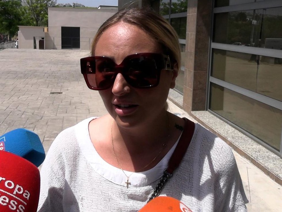 Rocío Flores, en el tanatorio de Michu